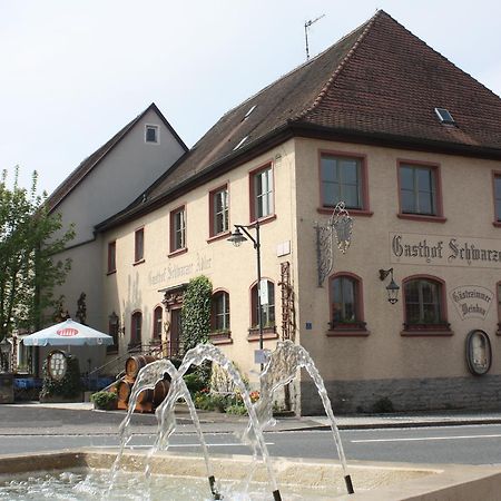 Schwarzer Adler - Hotel Garni Ipsheim Exteriör bild