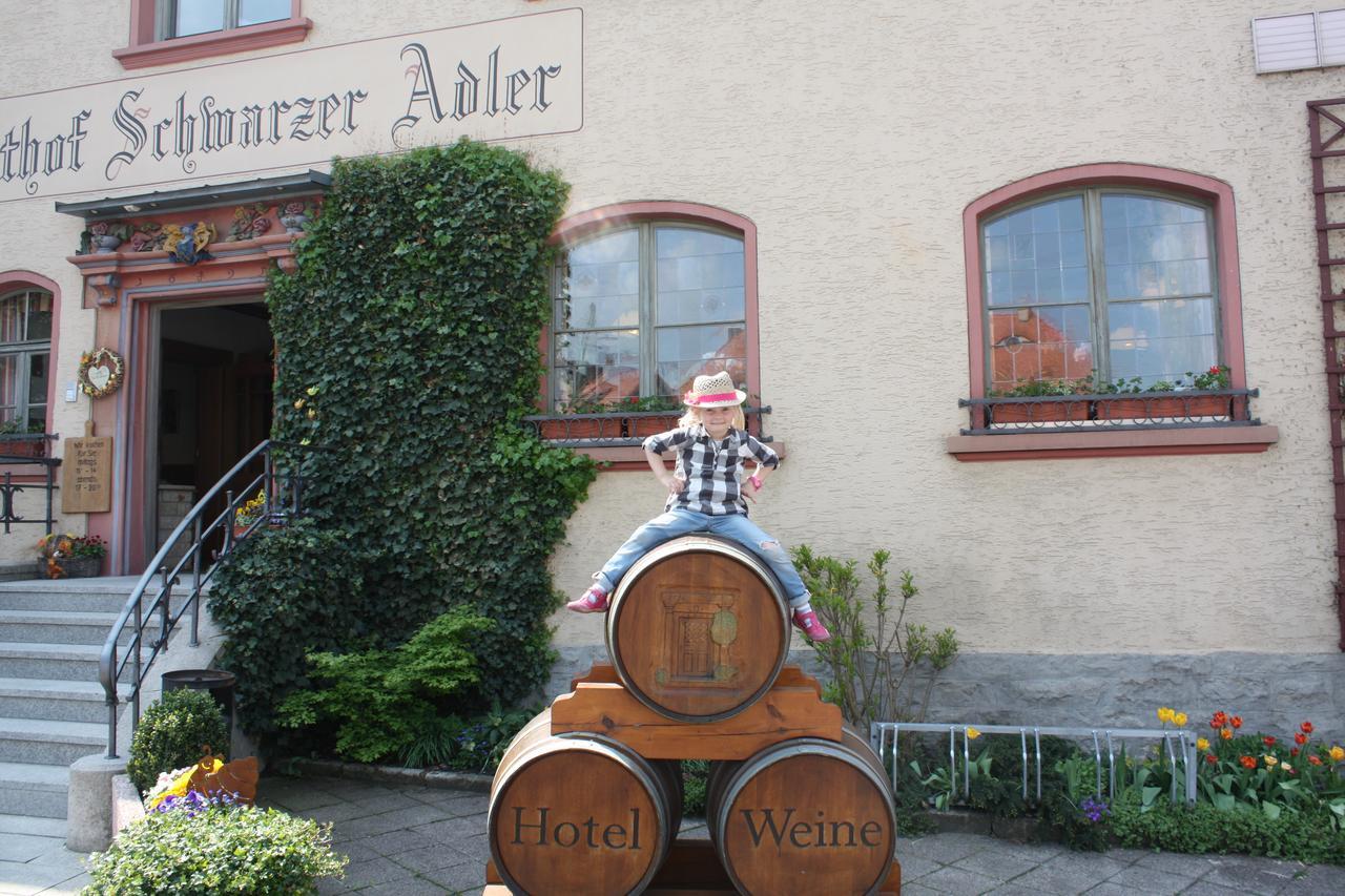 Schwarzer Adler - Hotel Garni Ipsheim Exteriör bild