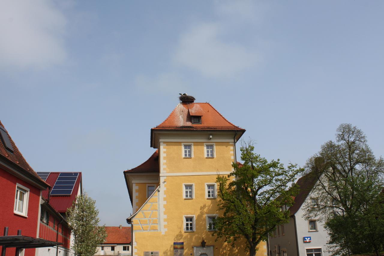 Schwarzer Adler - Hotel Garni Ipsheim Exteriör bild
